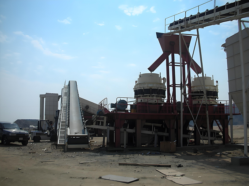 圓錐式破碎機(jī)工作原理 1 圆锥式破碎机